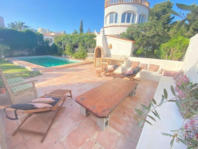 Beautiful Villa With Pool, Barbecue, And Garden Jávea Eksteriør billede